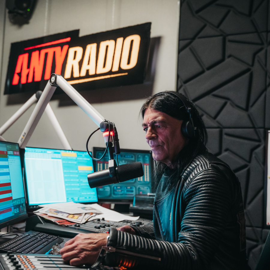 antyradio-studio.png