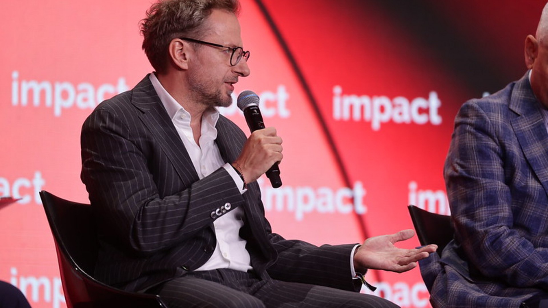 Członkowie zarządu Agory o przyszłości mediów w dobie sztucznej inteligencji na Impact CEE 2024